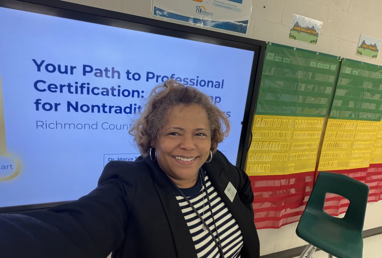 Dr. Tutt presenting a professional certification workshop for nontraditional educators
